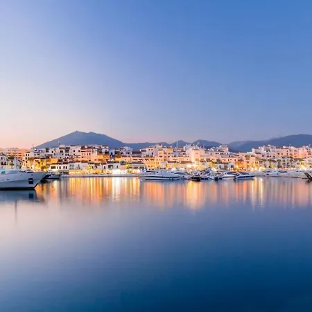 Apartment Bonanza Deluxe - Easy Walk To Beach, Marina And Shops